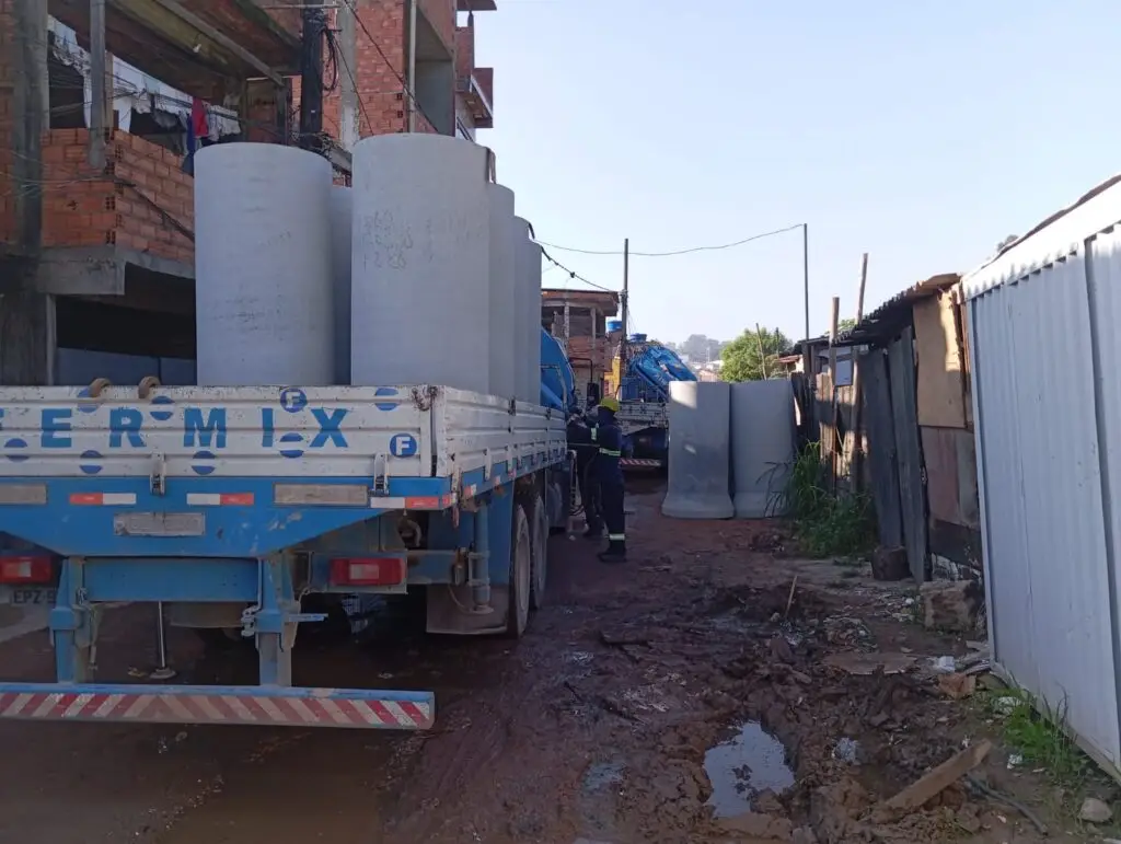 Execução de drenagem pluvial e escavação de valas em São Paulo - PAVIBEM