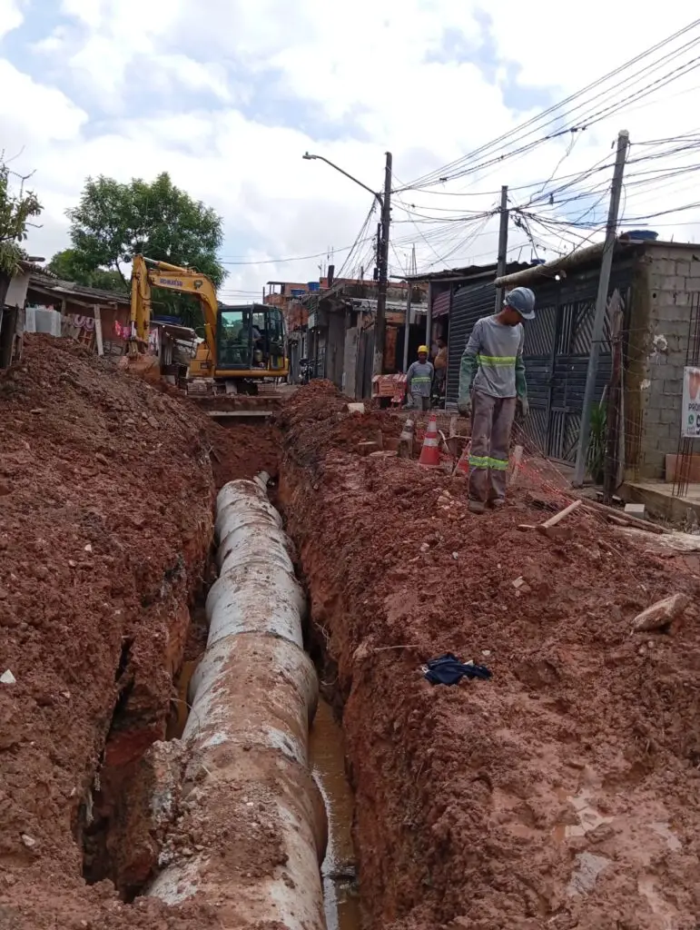 Execução de drenagem pluvial e escavação de valas em São Paulo - PAVIBEM